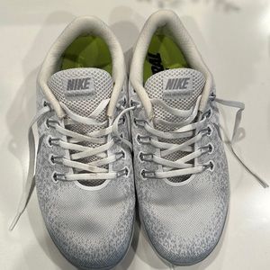 Women’s Nike free Rn distance